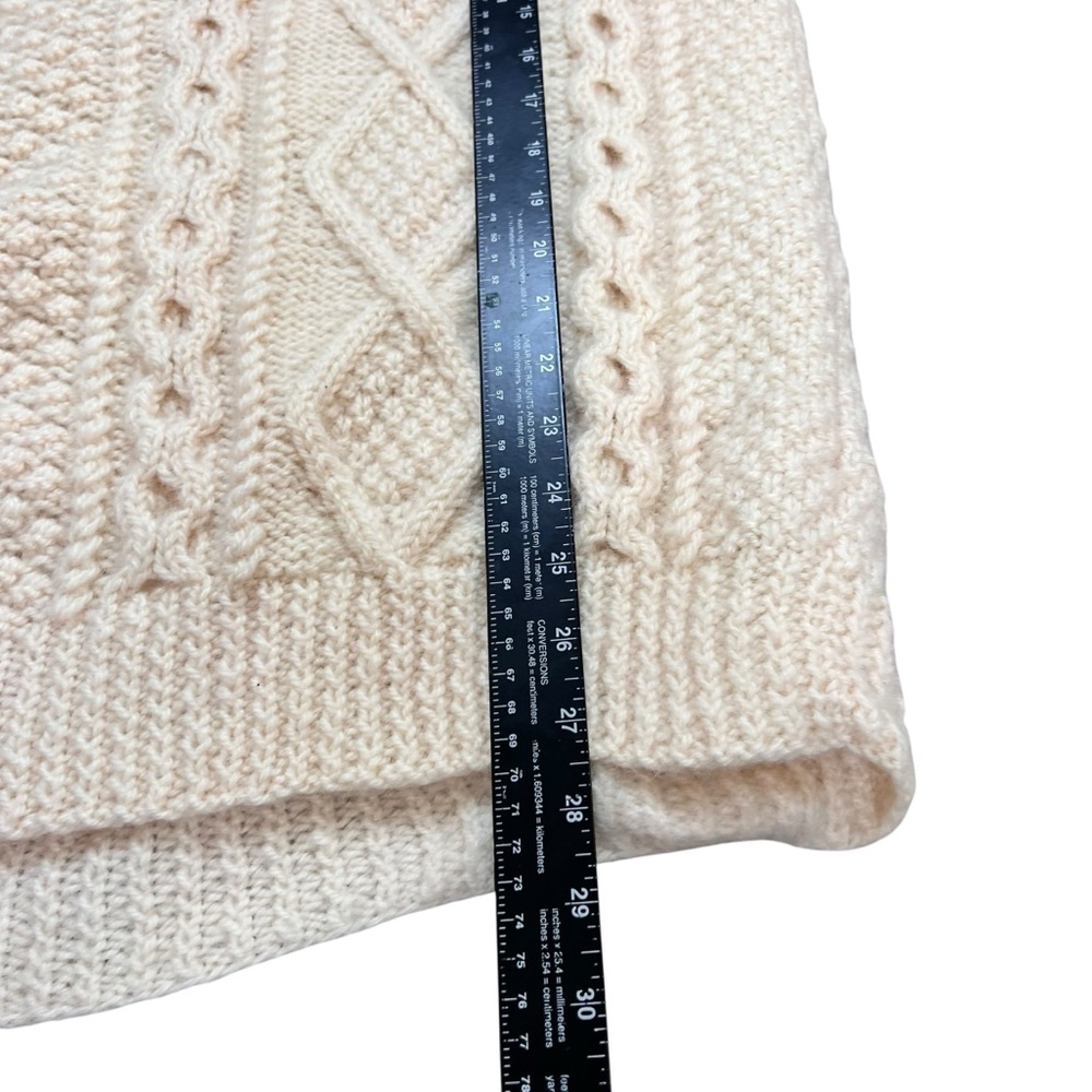 Vintage Hamdmade Cream Wool Sweater hand knitted by Sandy McPherson Loch Lamond - Picture 6 of 7
